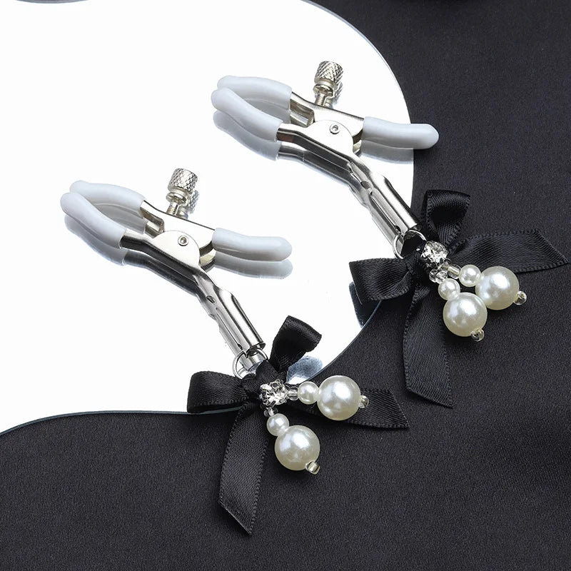 Pearl Bow Nipple Clamps with Small Bell – view 16