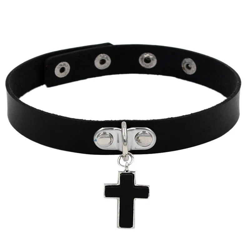Leather Choker with Chain Leash – Heart, Bell or Spike Ring – view 11